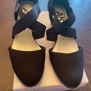 Black Women's Wedge Sandals
Anne Klein. 2 1/4” heel